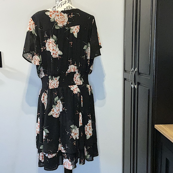 Torrid floral smocked georgette dress - Picture 2 of 6